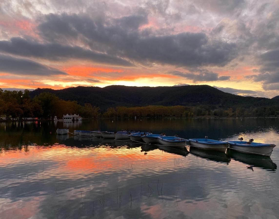 Jasalpi Unico Apartamento Delante Del Lago De Баньолас Екстер'єр фото